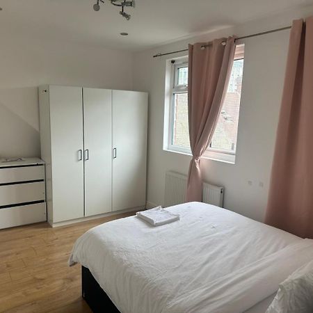 Tran Uk Homestay ロンドン エクステリア 写真